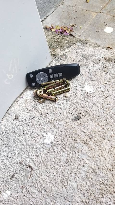 Đèn không có chân đế đi kèm