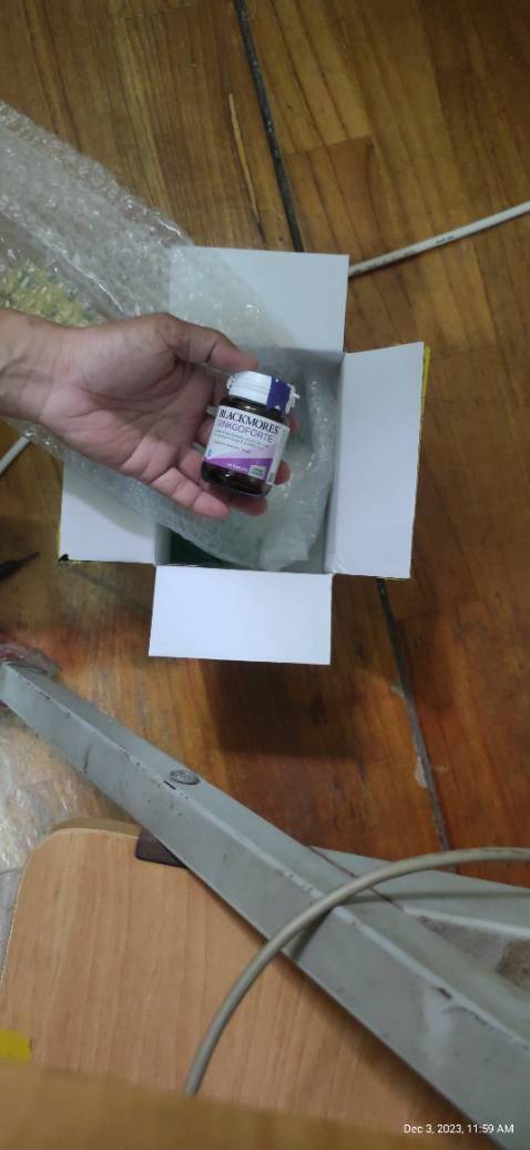 Giao hàng rất nhanh, có 1 ngày, giá hợp lý, chat lẹ,