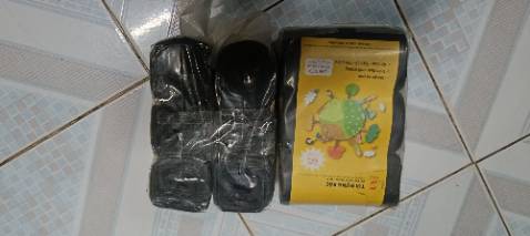 *** tộc,
Treo đầu dê bán thịt ***.

Ghi rõ là combo 6 cuộn túi đựng rác 45k.
Order shop 4 combo là 24 cuộn. 

Mà chỉ nhận được 12 cuộn túi đựng rác.

Tốn thời gian + thất vọng.