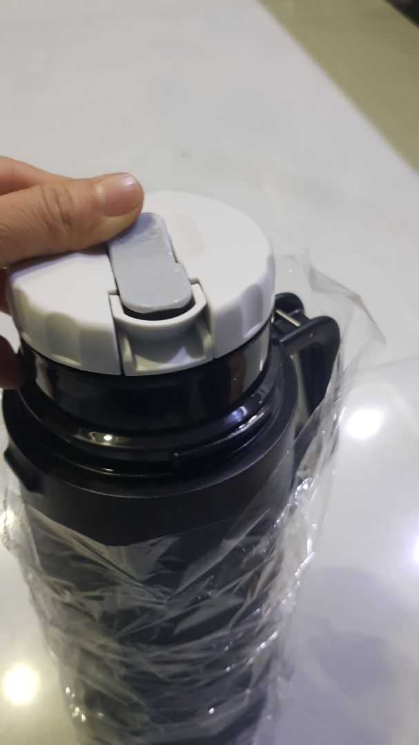 Khong có cọ rủa ly khuyen mai nhu đăng kèm trong san phẩm