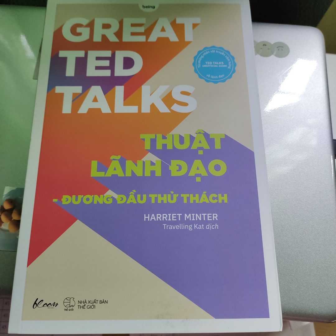 sách đẹp, nhưng có một vài chỗ bẩn, giao hàng nhanh