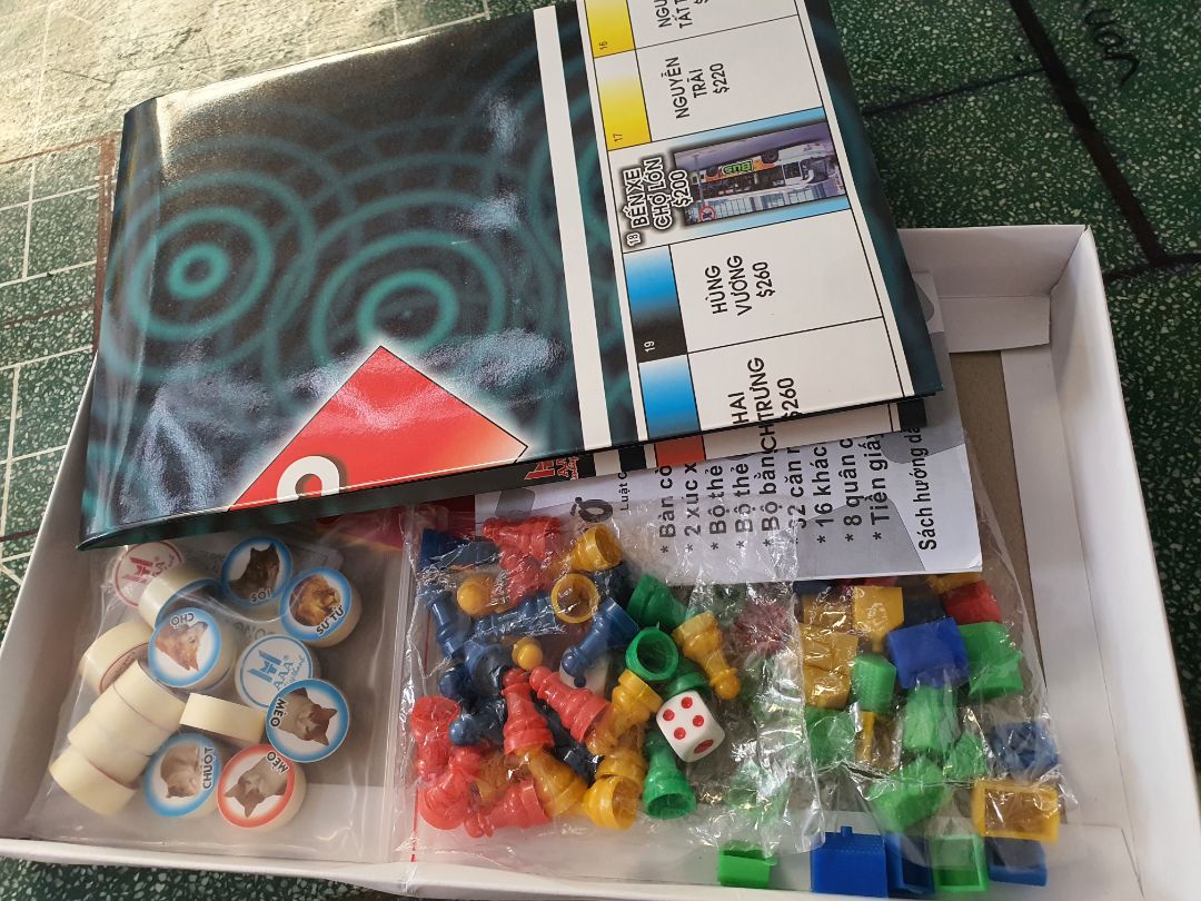 Mùa dịch mua bộ cờ chơi để xả stress. Có nhiều loại cờ để chơi.