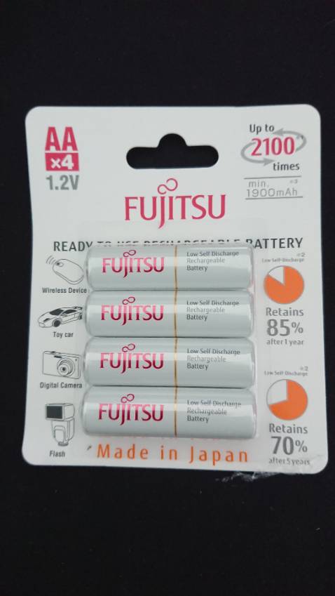 Pin chất lượng, nhìn vỉ và đầu pin là biết hàng thật. Pin sx từ năm 2020 còn nguyên seal nên có giá tốt.