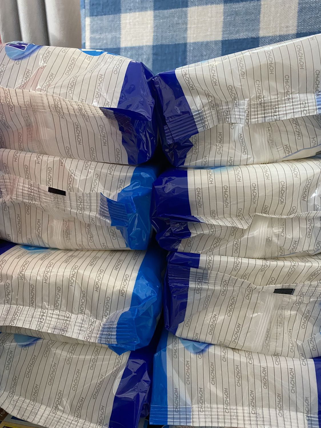 Chất lượng tốt. Đóng gói cẩn thận.
Giao hàng nhanh chóng.