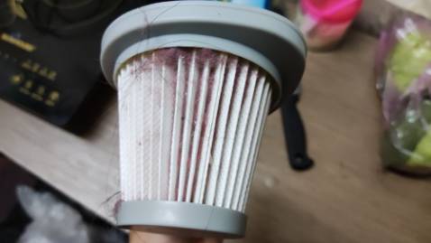 May hut sieu manh luon. Minh chi dung de hut bui giuong. Hut duoc het tat ca bui vai, manh da chet va toc rung. Qua tuyet voi.