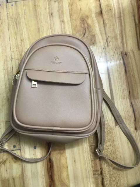 Chất vải đẹp, kiểu dáng hơi nhỏ hơn hình chụp. Sẽ ủng hộ shop lần mua kế tiếp. Giao hàng nhanh.