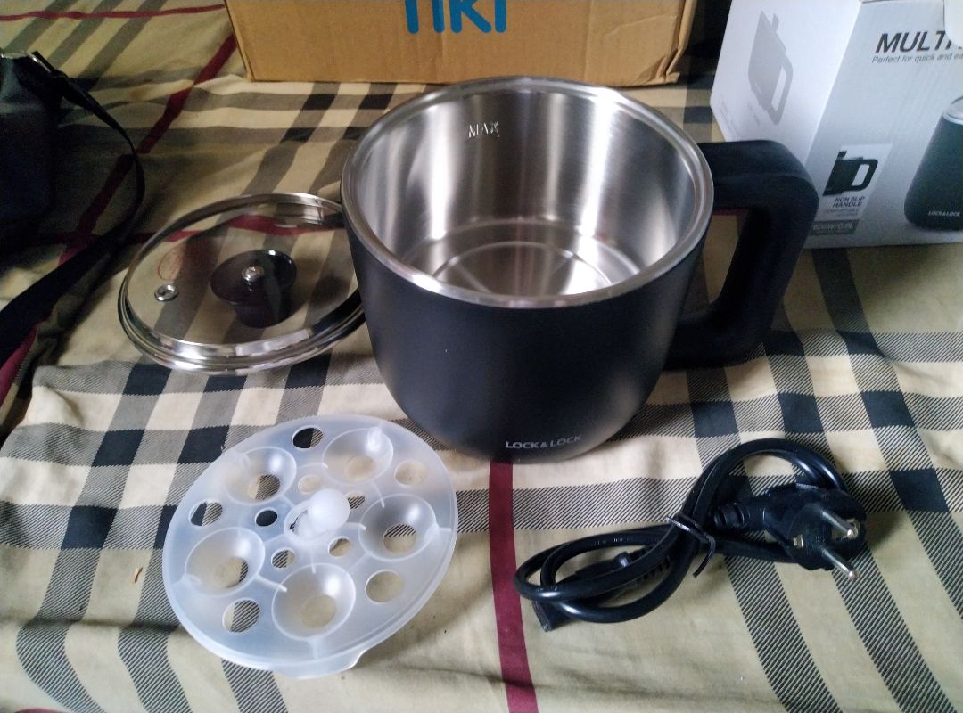 Sản phẩm như giới thiệu, hình dáng nhỏ gọn, đẹp, chất lượng để dùng qua thời gian mới biết (Tiki trading thì yên tâm hơn) gói hàng kỹ, đặt biệt giao hàng như điện xẹt (đặt hôm trước hôm sau nhận được). Tạm kết là OK! 👍