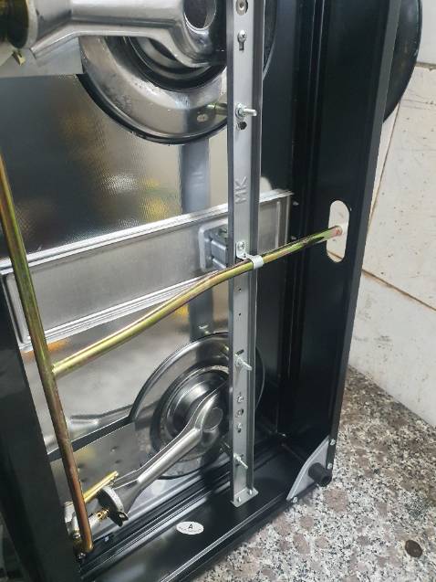 Sản phẩm chính hãng,hoàn thiện tốt,thẩm mỹ,giao hàng nhanh,đóng gói kỹ.Đầu đót bằng đồng,hàng hãng bán trực tiếp qua TiKi