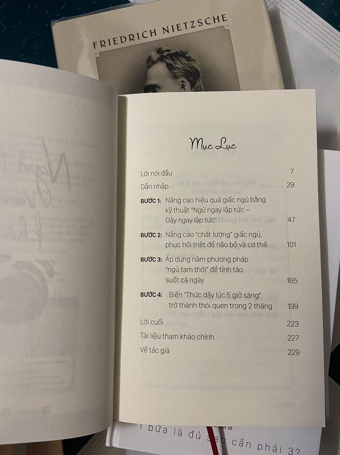 Sách có bìa gập, gáy sách ổn, không bị gãy hay bong. Nội dung thực tiễn và dễ hiểu. Tuy nhiên có áp dụng thành công được hay không thì phải xem mỗi người thực hành nó thế nào.