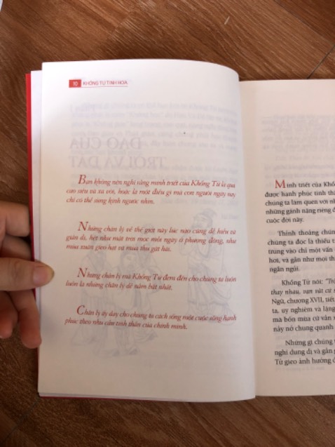 Tiki Giao hàng siêu tốc .hàng bọc cẩn thận.Shipper thân thiện . Giá rẻ hơn rất nhiều so với shop khác.sp phát hành bởi  first news lúc nào cũng làm mình hài lòng chất lượng giấy  và màu mực vượt trội hơn rất nhiều so với các đơn vị khác Cảm ơn Tiki trading