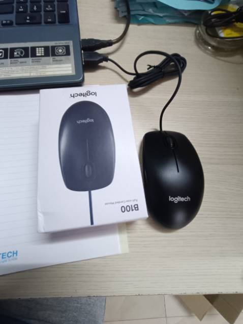 Rất hài lòng ! 
Giao hàng nhanh, đóng gói cẩn thận ,sản phẩm y như hình. Về chất lượng sản phẩm thì cũng mới sử dụng nhưng cảm thấy rất mượt, nhạy, bấm kêu êm, dây dài. Nói chung là rất OK so với giá CH , Shop nhớ xuất HĐ cho mình nhé