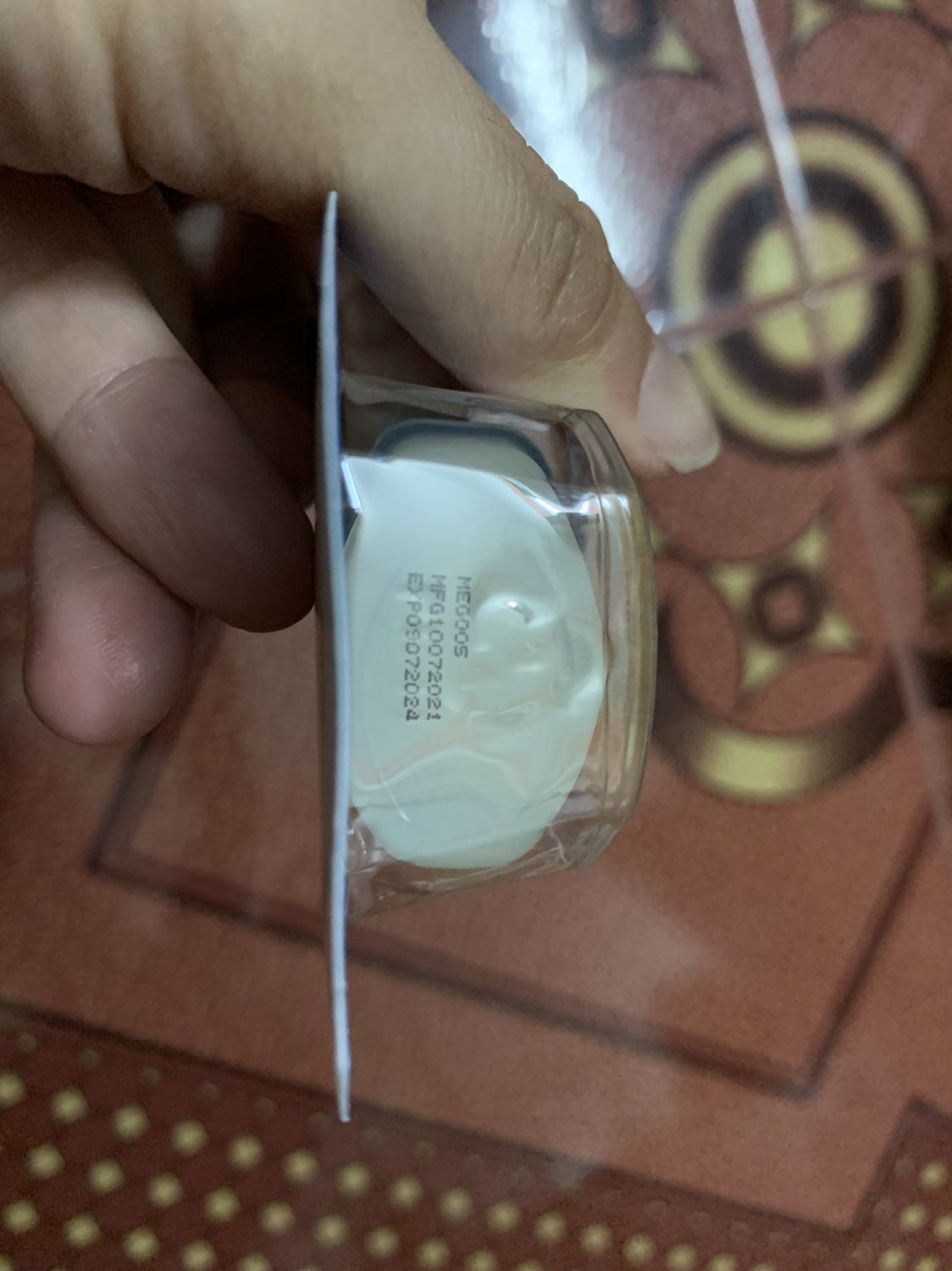 Xưa giờ toàn xài loại original, nay xài thử mùi vani xem thế nào. Không phải tiki trading nhưng giao hàng cũng nhanh. Chưa xài nên chưa biết chất lượng sản phẩm nhưng cảm quan là ok!