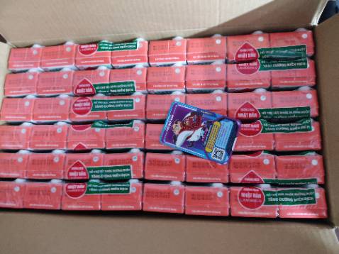 Shop đóng hàng rất cẩn thận, hàng mới, có khuyến mại đổi quà   mới luôn, hạn sử dụng dài đến 5/2025. Rất ok