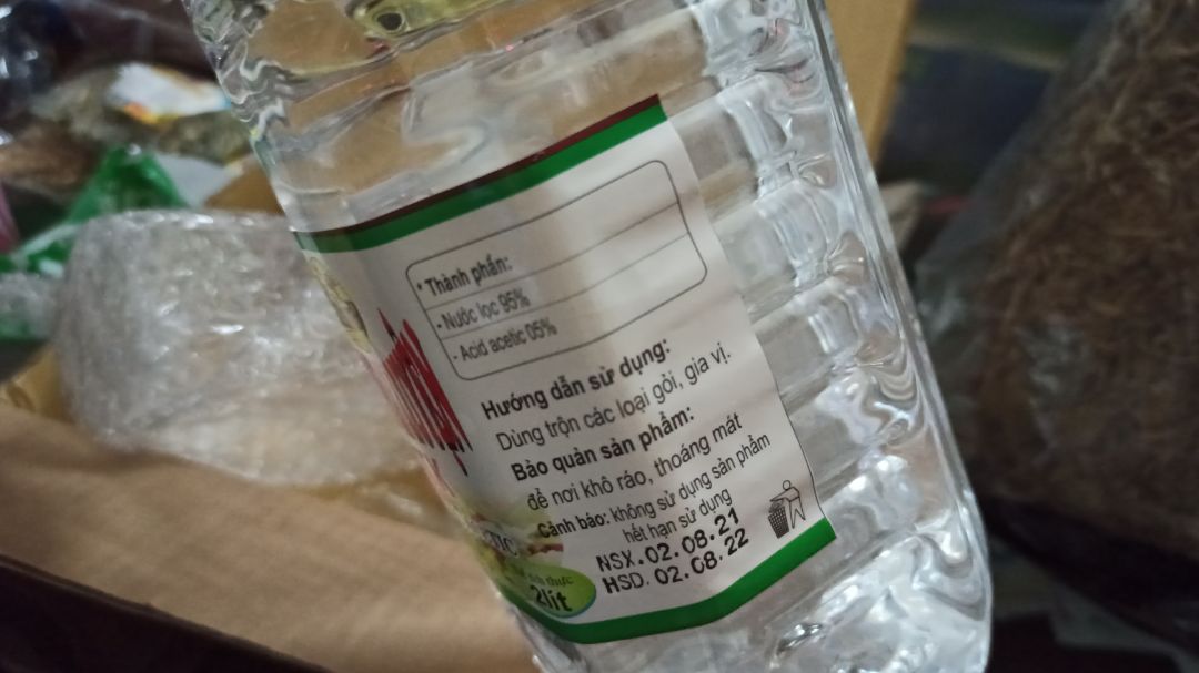 hàng đóng gói kĩ, giao rất nhanh luôn, sp mới và hsd lâu. Giấm thơm rất ok!