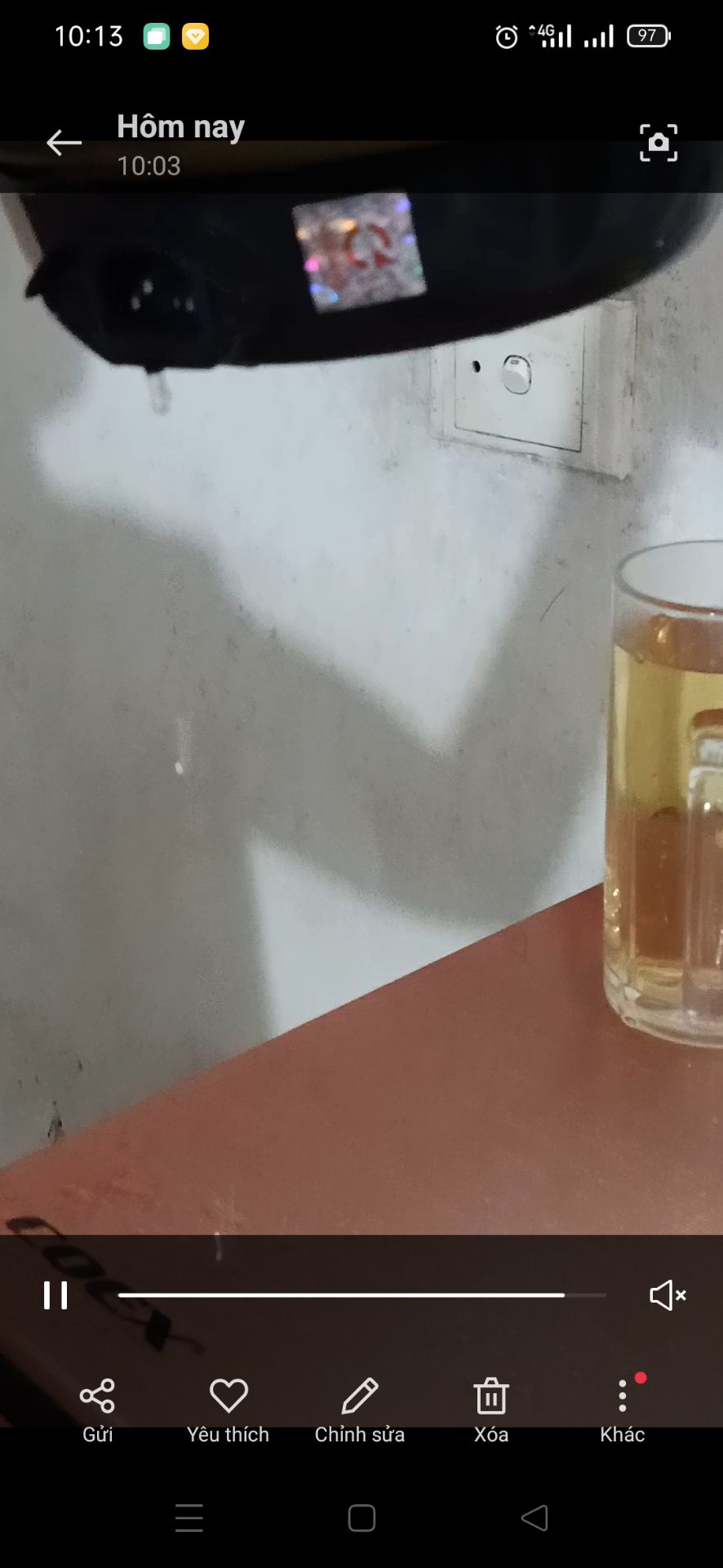 Đề nghị Tiki cho đổi sản phẩm  vì sản phẩm này bị rò nước từ phần điện sau khi đun xong