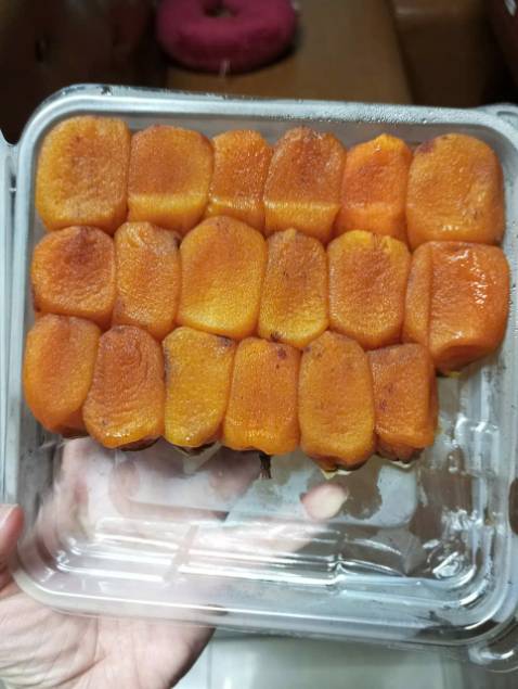 Ngon hài lòng. Hồng treo gió thơm tự nhiên mùi hồng không bị khô quá hay ướt quá. Sẽ ủng hộ tiếp