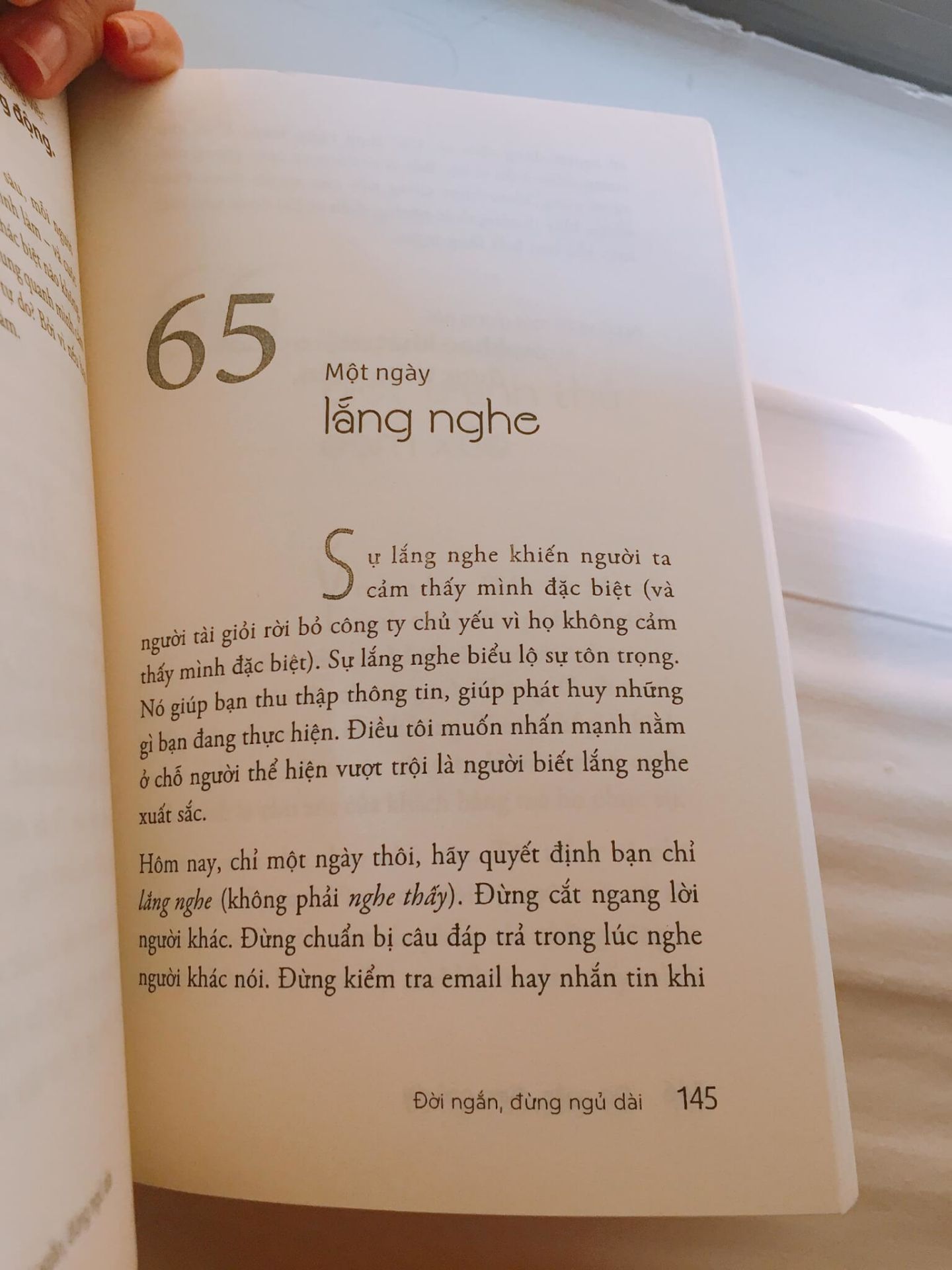 Giao hàng nhanh
Tiki luôn tuyệt vời, gói đẹp
chất lượng sách Tuyệt vời ông mặt trời
Về nội dung sách: toàn những tác phẩm bán chạy toàn cầu thì chất lượng không phải bàn.
Về giá cả: rẻ không tưởng

Xin cảm ơn TIKI ❤️❤️❤️