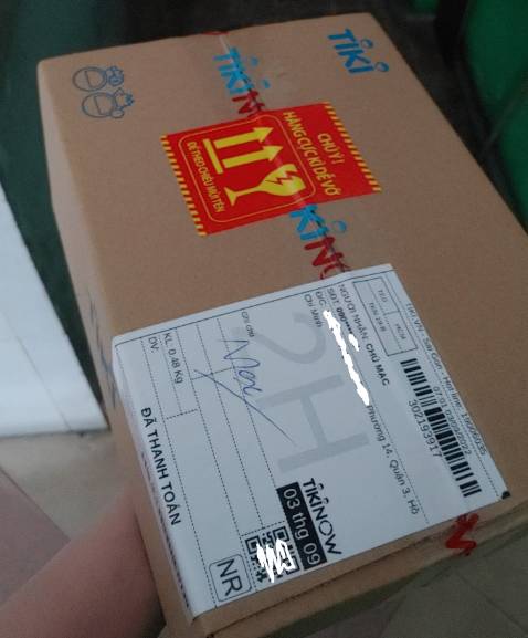 Gương đẹp, có đèn led sáng tiện lợi. Giao hàng nhanh chóng, đóng gói cẩn thận Gương đẹp, có đèn led sáng tiện lợi. Giao hàng nhanh chóng, đóng gói cẩn thận