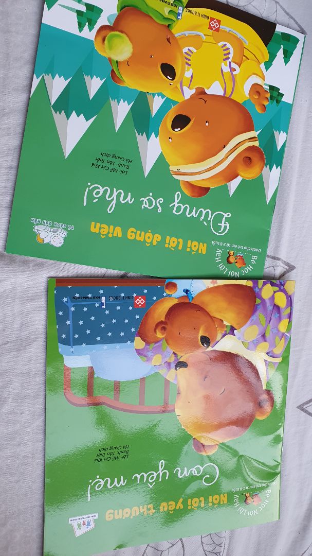 giao hàng nhanh, nhân viên giao hàng thân thiện. sách đẹp, các bé rất thích. cảm ơn tiki.