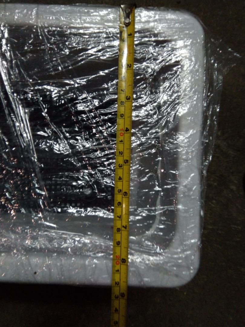 sp nhận kích thước đúng như mô tả,nhưng màu sp sao ko trắng như mô tả, mà nhìn như màu xám lợt zay tiki ơi. đề nghị đổi trong chi tiết mô tả là màu xám lợt nhé tiki.