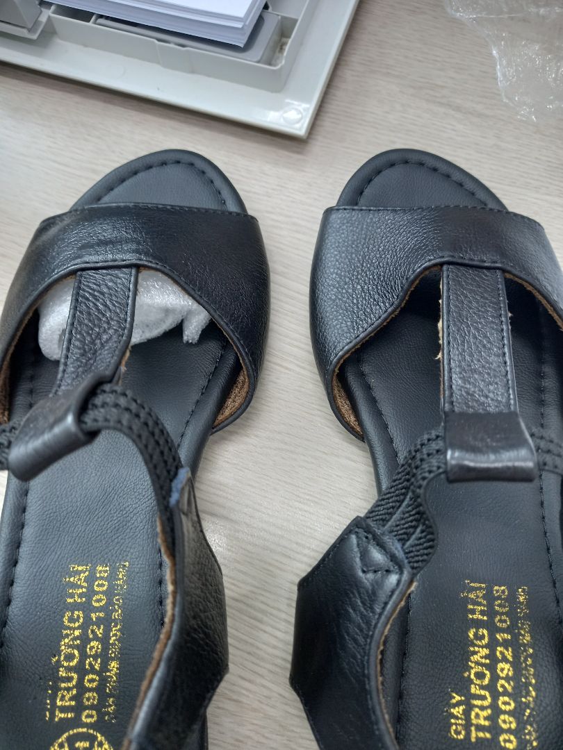 da đẹp , mềm, đi êm chân. Giao hàng nhanh da đẹp , mềm, đi êm chân. Giao hàng nhanh