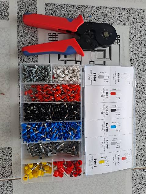 Ok hàng chất lượng. Có đều combo mấy pcs không cần thiết thì quá nhiều, còn cái cần thì quá ít.