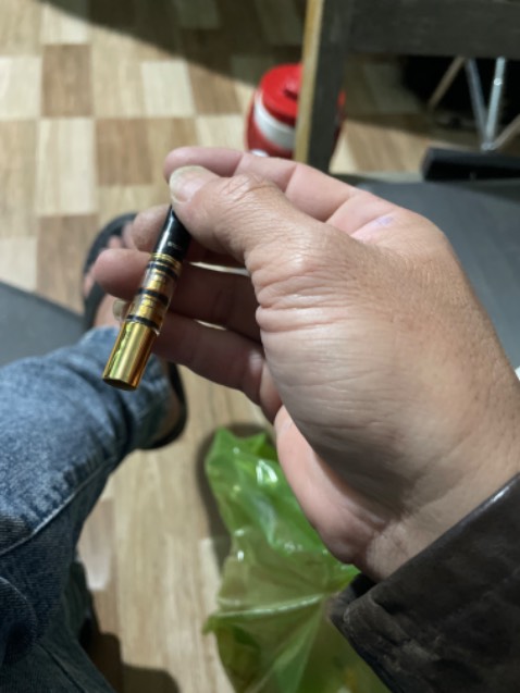 Mình tưởng ruột bằng đồng ai dè bằng nhựa