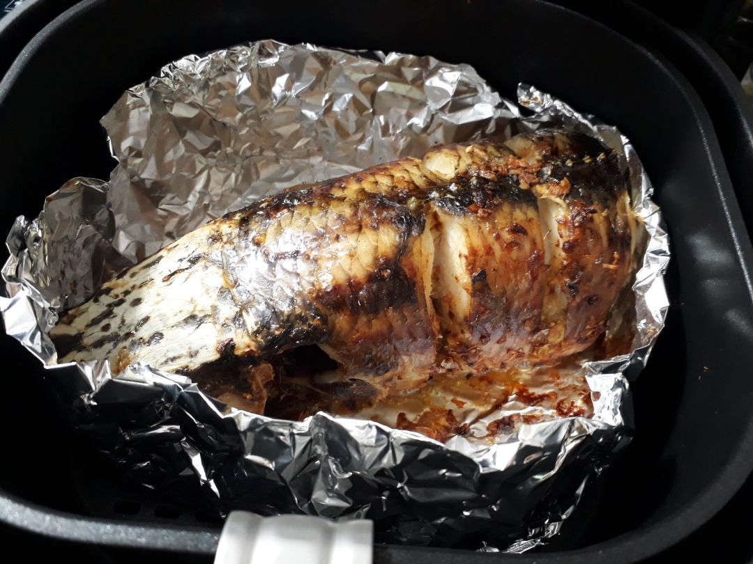 Từ lúc nhận máy ngày nào mình cũng nấu ^o^. Nồi đẹp. chạy rất êm. nhiệt tỏa đều. món ăn ngon hơn so với mình nấu bt. Nói chung nồi chiên rất tiện dụng. nếu mú sớm hơn thì mình đã đỡ mệt hơn trong việc nấu nướng rồi. 5 sao nhé!^^