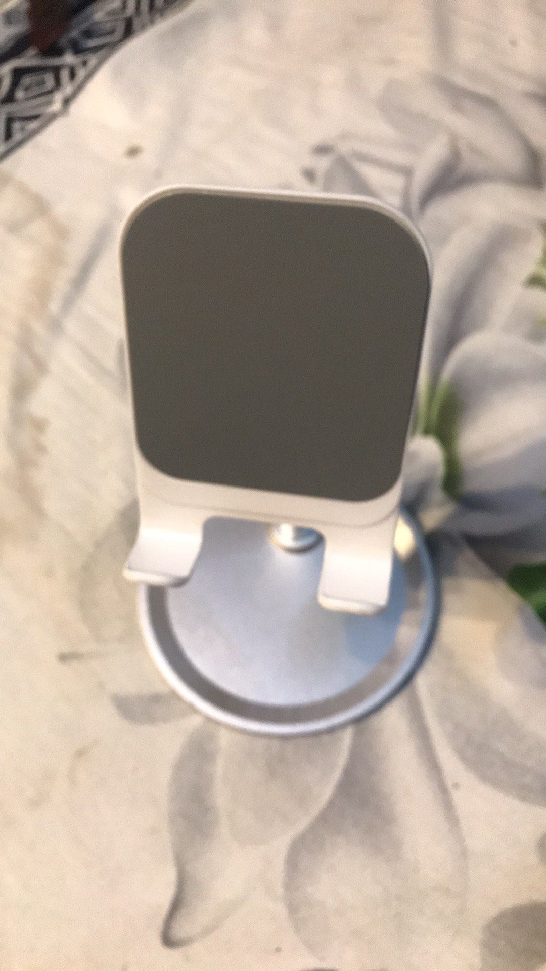 Kệ chắc chắn lắm nhé
Nhìn gọn gàng nữa
Giao hàng nhanh
Chim ưnggg 🎉