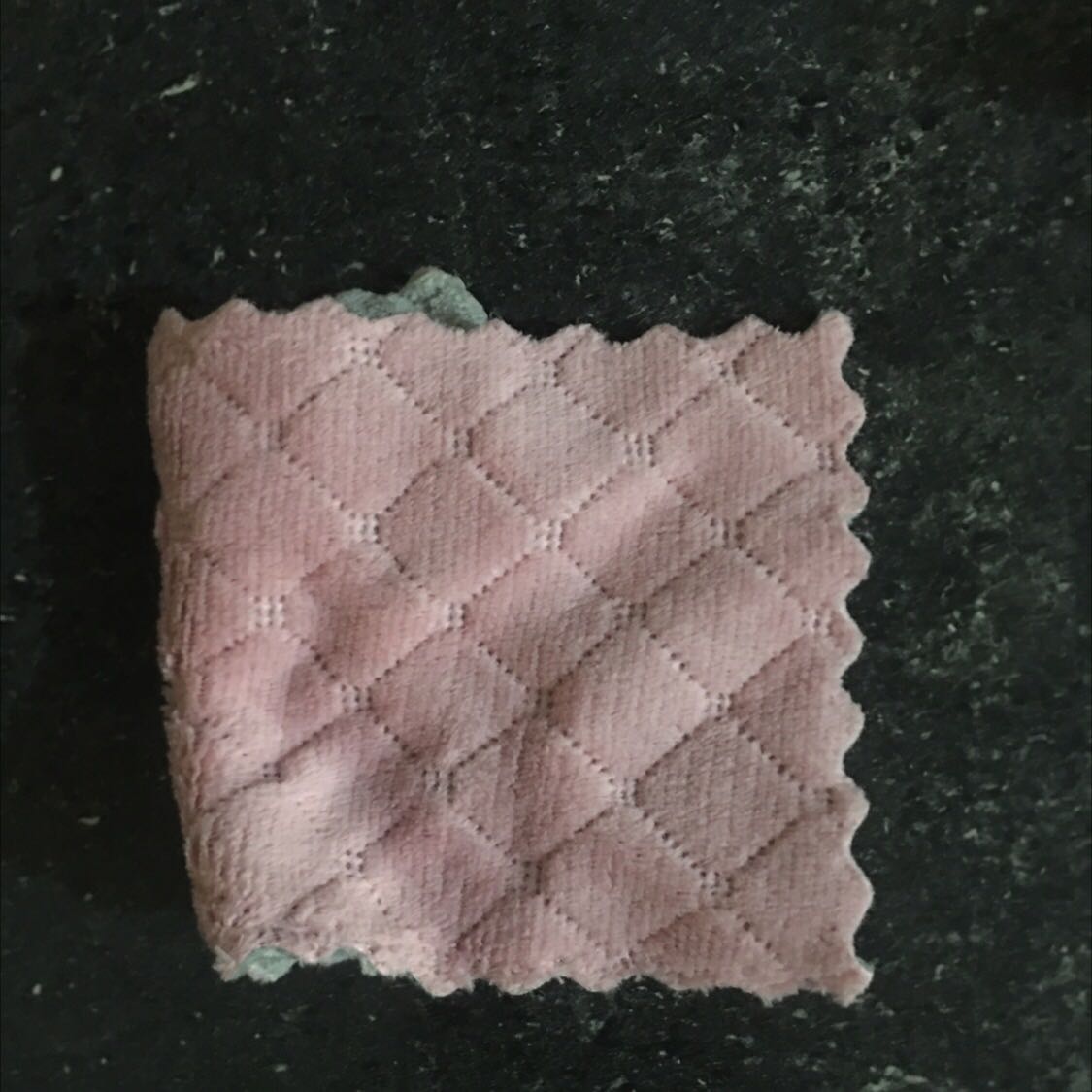 Kích thước nhỏ , giá cả chưa tương xứng