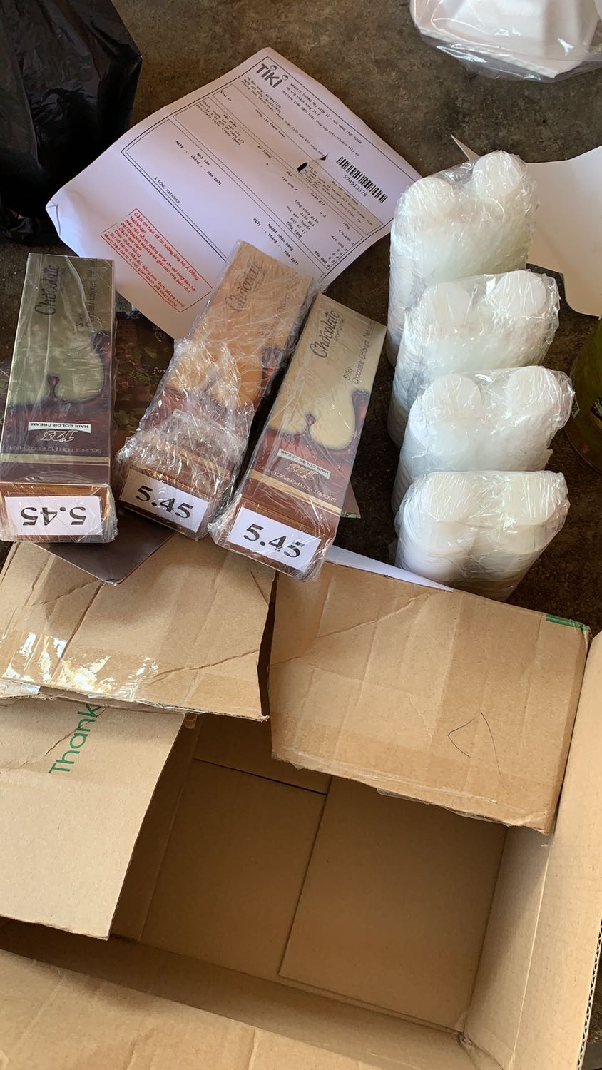 minh mua 4 tuyp ma shop giao 3 tuyp quá troi oxy ạ shop. shop coi lại dùm em minh mua 4 tuyp ma shop giao 3 tuyp quá troi oxy ạ shop. shop coi lại dùm em