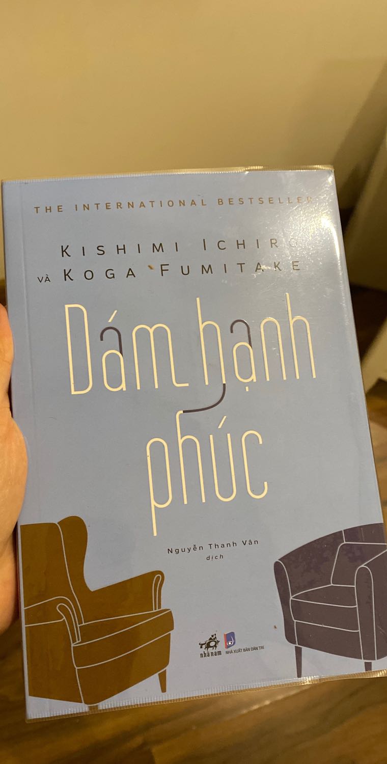Một cuốn sách mạnh mẽ từ tác giả mà mình yêu thích. Chúc cho mọi người dám sống với bản thân chân thật của mình - yêu và sống hết mình