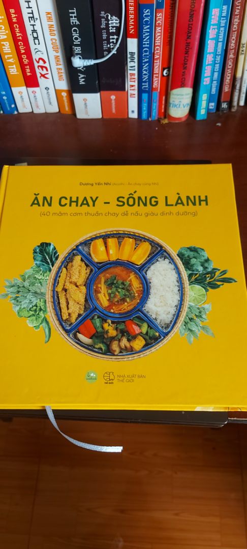 menu thuần chay đa dạng, phong phú. phù hợp cho việc ăn chay lành mạnh. Bao bì đẹp, đóng gói cẩn thận, giao hàng nhanh