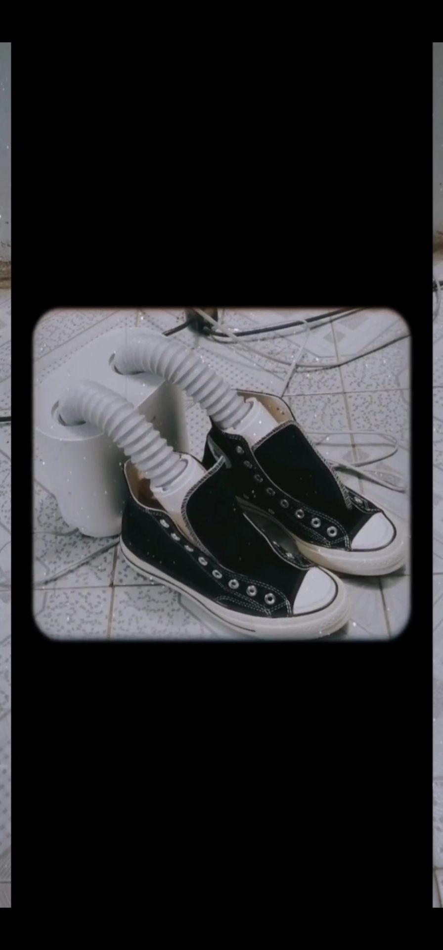 Đôi mình nhận được ban đầu có một vết xước ở mũi giày. Shop có vẻ không vui vẻ mấy khi được mình yêu cầu đổi hàng vì cho rằng chỉ là lỗi nhỏ. Sau đó thì mỗi bên chịu ship một chiều để đổi. Đó là điểm trừ duy nhất mình không hài lòng. Còn lại thì sau khi nhận được đôi mới thì giày rất ok, đẹp, đi vừa vặn và chắc chắn.