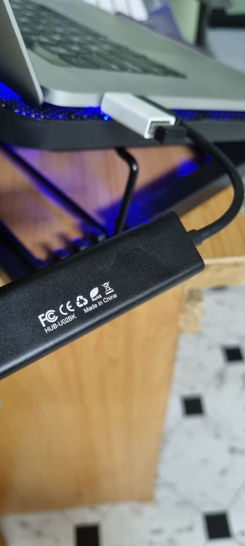 Chất lượng đường truyền mạng sau khi cắm dây lan ko mượt. upload 1 file 20mb thôi mà đợi gần 5ph.
cắm con chuột không dây thì rê chuột bị lak.
tiki giao hàng đúng ngày, đóng gói cẩn thận