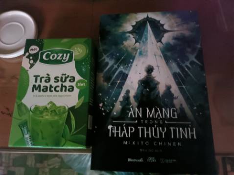 Sách hơi bụi nhưng không vấn đề gì. Giao hàng nhanh, đóng gói cẩn thận.