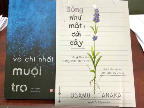 Sống như 1 cái cây. Cái tựa rất cuốn. Những cuốn sách mà mình sẽ  đọc tuàn này đây.