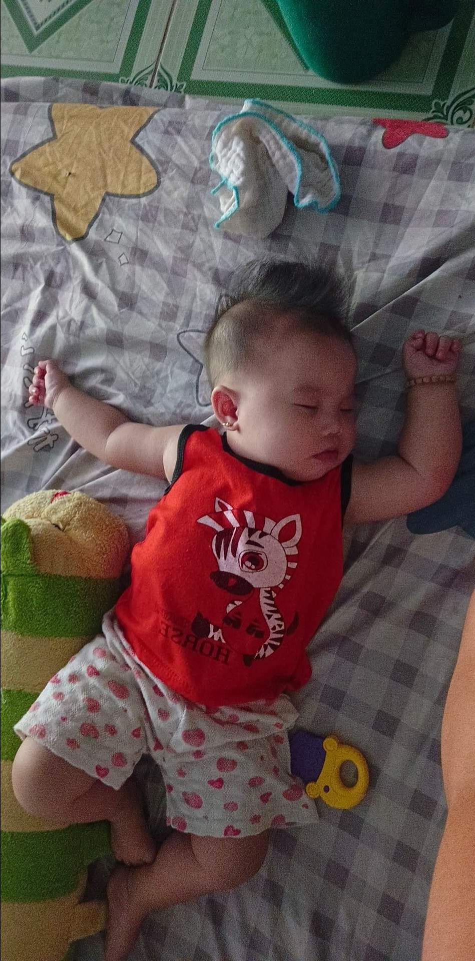 Hơi thắt mắc đặt quần s ra cả 1 bộ .mà ông chồng ưng bụng Hơi thắt mắc đặt quần s ra cả 1 bộ .mà ông chồng ưng bụng