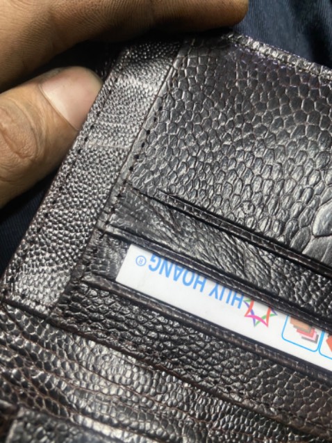 Lỗi mép 1 góc ngăn. 😥