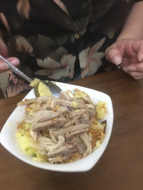 Giờ đến cái cọ nhà wc cũng đẹp như này luôn, mấy cái bàn chải bình thườg ọp ẹp k co nổi 😭😭 rất thích các sản phẩm của shop này, sợi silicon dầy siêu to khổng lồ ngoáy vài cái là sạch. Cốc để nước tẩy nhựa chắc chắn, cầm nhẹ tay, thấy có cả loại gắn tường nữa nhỉ. Cực kỳ hài lòng