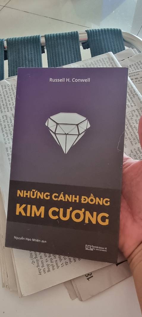 Sách mới, Tiki giao hàng nhanh