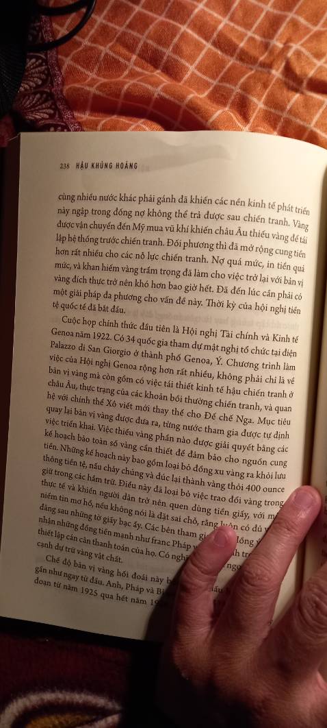 Từ trang 185 trỏ đi sách bị móp ở trên