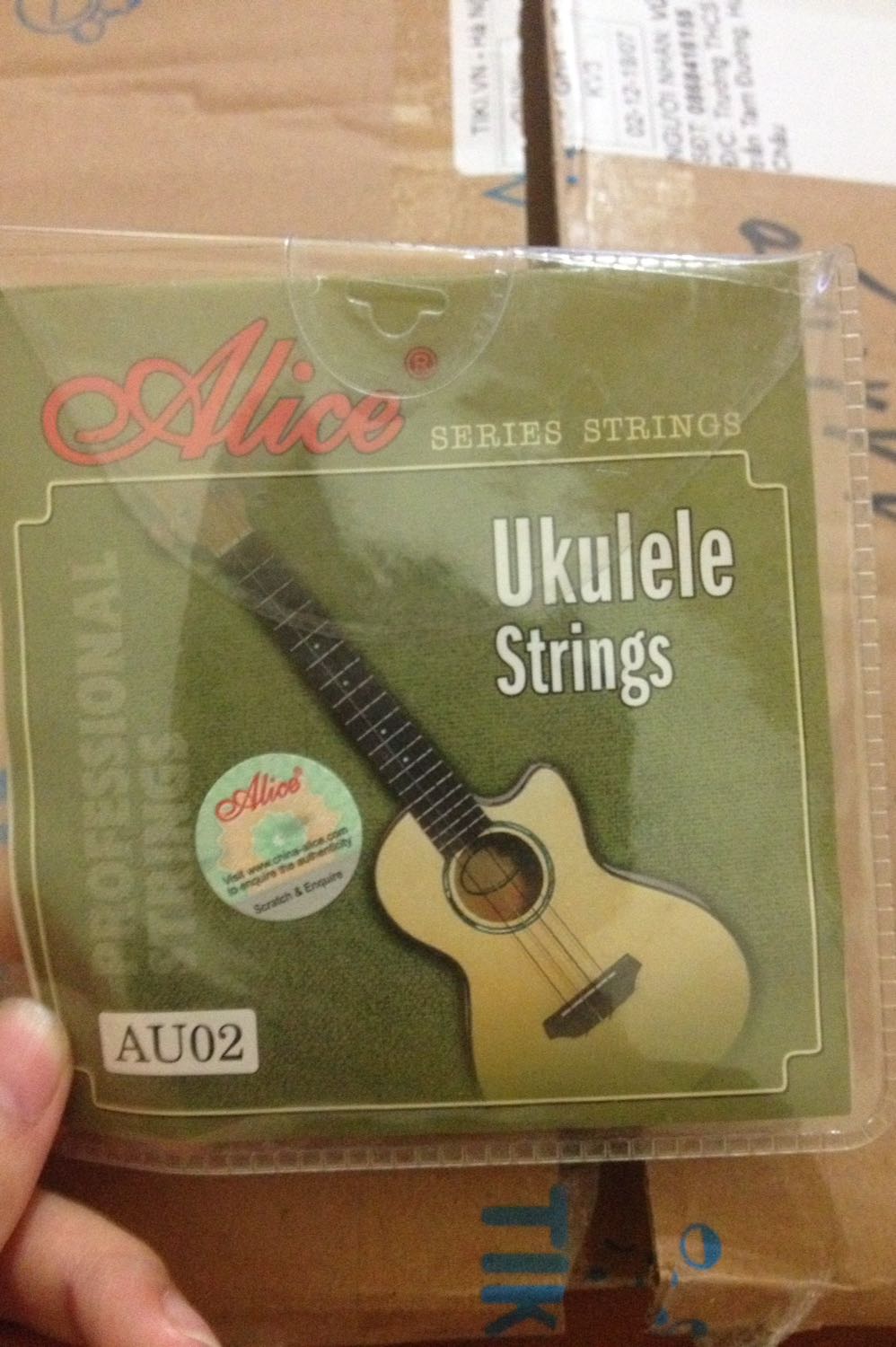 Dây đàn màu đen đẹp . Chất lượng tuyệt vời !!!!!!!