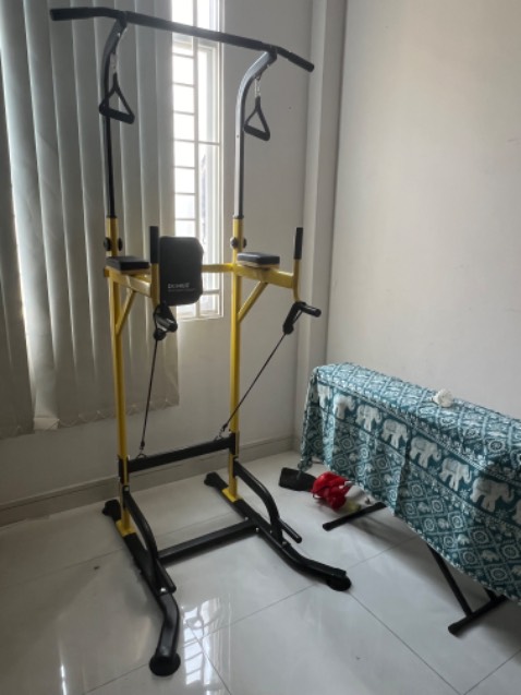 Giao đúng mẫu quảng cáo, đóng gối cẩn thận, nhưng hơi bị trầy xước nhẹ, chất lượng và độ bền để sử dụng xem sao?