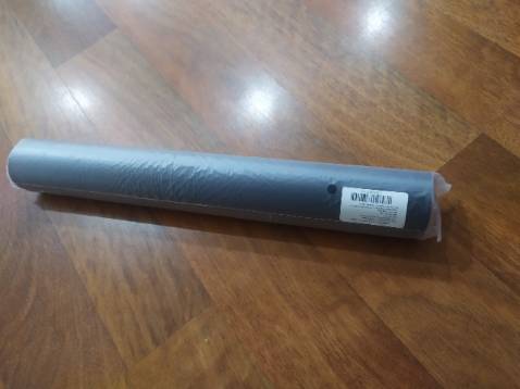 Shop đóng gói cẩn thận, giao hàng nhanh, miếng lót dày dặn, bề mặt mịn, dễ dàng vệ sinh. Nói chung sp quá ok so với tầm giá.