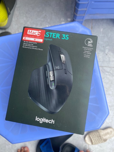 Chuột rất xịn, tương thích với macosx ngon lành. Hơi to nếu nữ sử dụng không tiện, phím srool dùng trên macosx không được mượt.