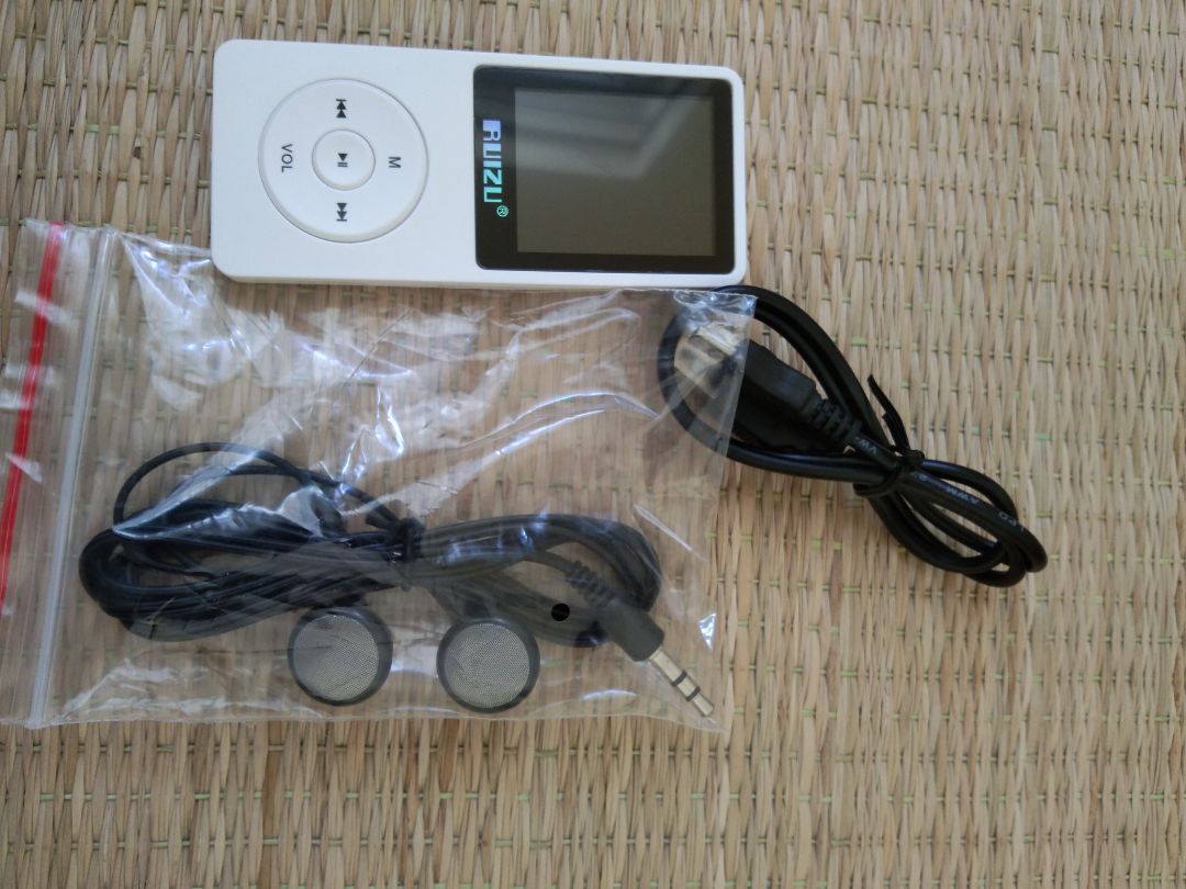 giao hàng nhanh... đóng gói sản phẩm chắc chắn, đẹp... hàng như hình nha mn. cho 5 sao lun