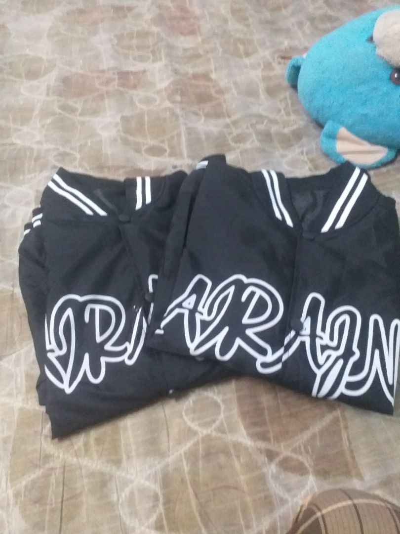 áo tốt mà hơi mỏng ạ bận rất ok hàng tổ vận chuyển nhanh 
hàng chất lượng như hình