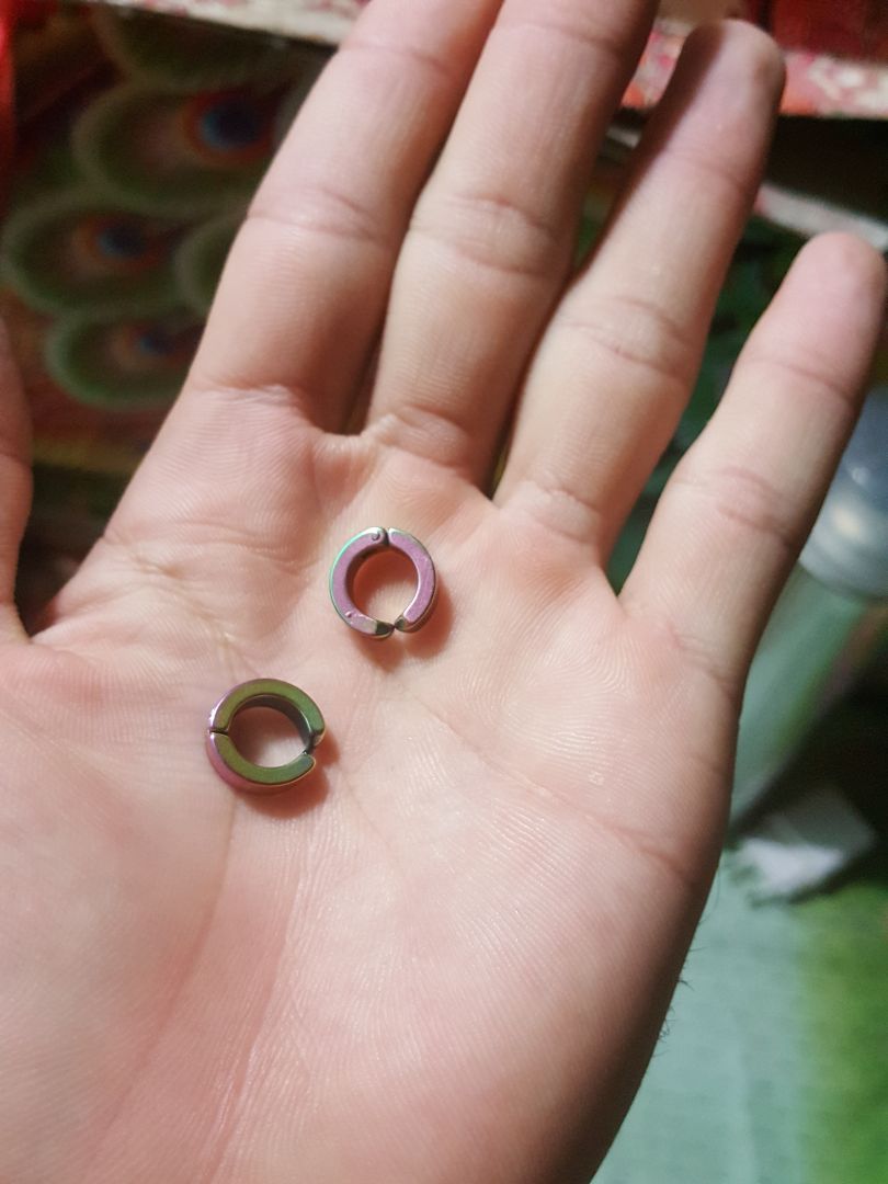 đẹp nhưng mà không như trong hình mình đặt.  mong tiki khắc phục đẹp nhưng mà không như trong hình mình đặt.  mong tiki khắc phục