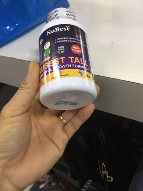 Em gái mình ở Mỹ mua cho con mình uống loại này qua walmart Mỹ, uống 4 lọ thấy con cao nhỉnh hơn 1 chút. Mua ở Walmart thì biết là tốt rồi, đâu dễ gì được bán ở đây. Giờ muốn đặt thêm thì thấy ở VN có bán thật tiện. Con mình uống không có phản ứng xấu nào cả.